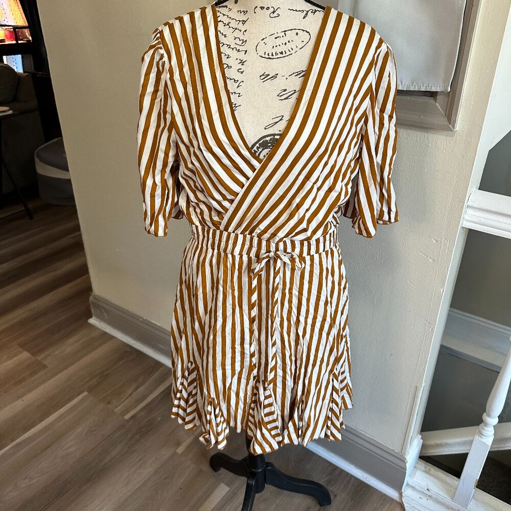 Gold & White striped Sun dress- Size Medium- Pretty garden